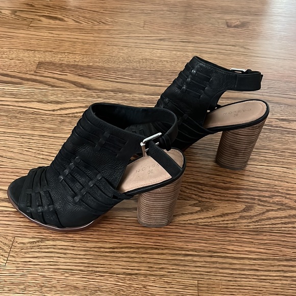 Caslon Peep Toe Heel - Picture 3 of 4